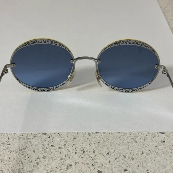 Vogue Blue Round sunglasses With Case